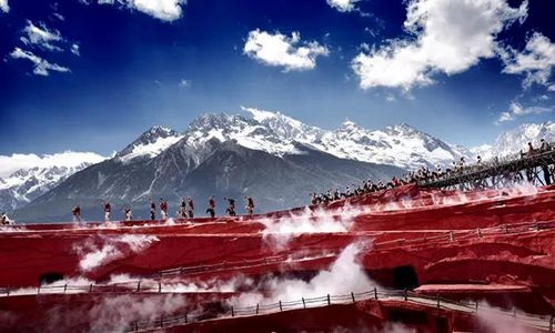 進擊的旅游業(yè)與變幻的演出市場 目的地突圍路在何方？ 